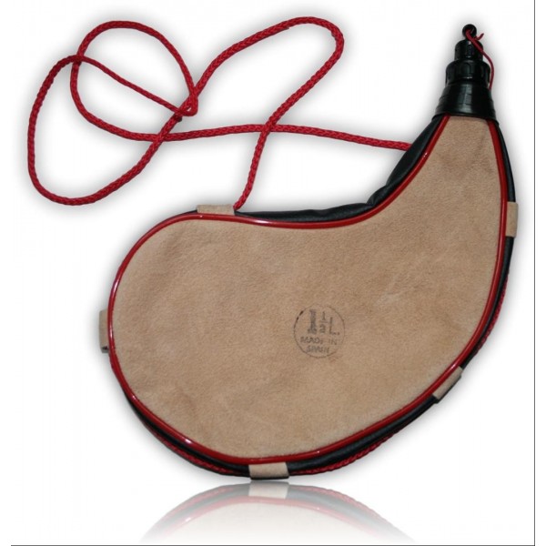 GOURDE COURBEE PEAU 1.5L