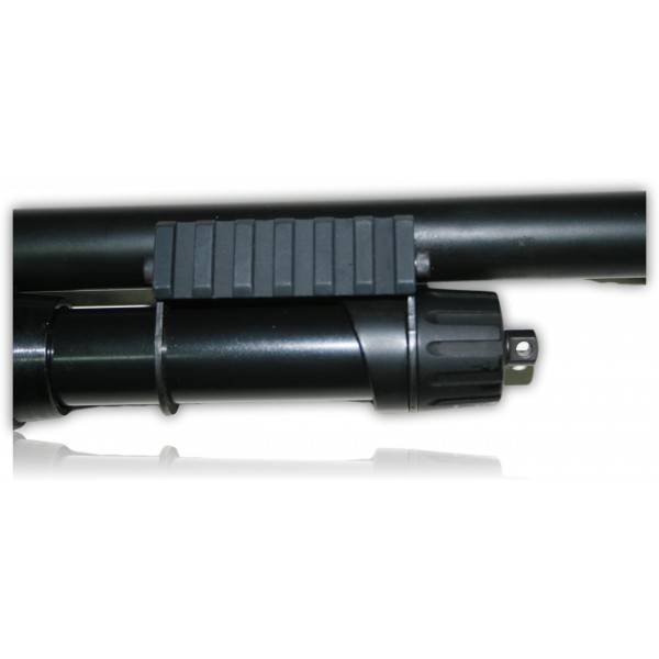Fusil à pompe Winchester SXP Defender Cal. 12/76